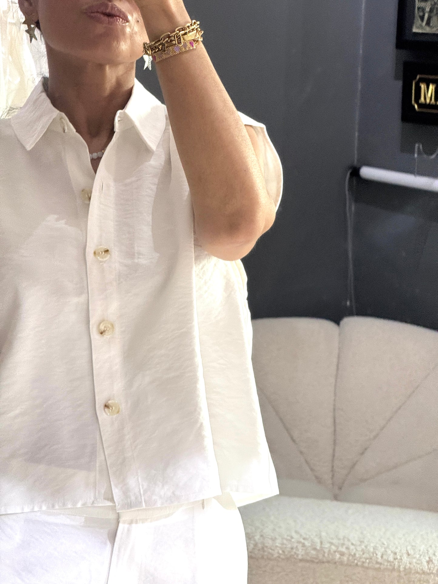 Mara  Sleeveless  Shirt