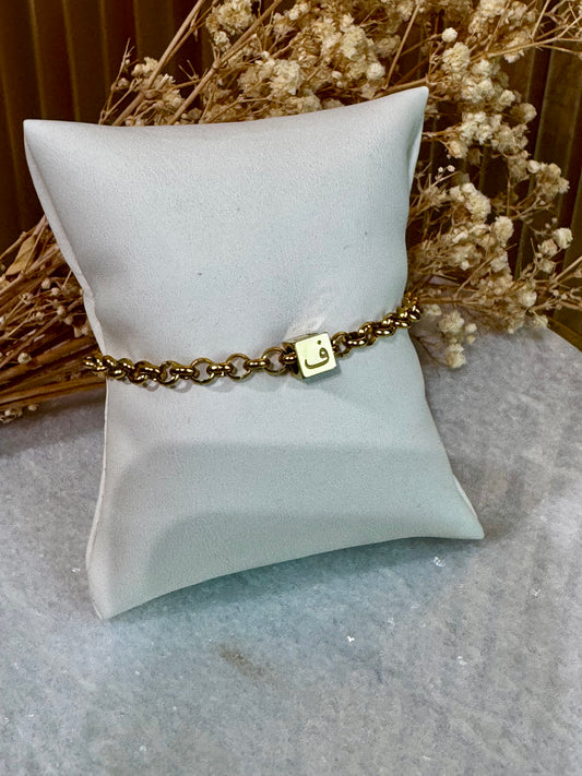 Arabic Letter Bracelet