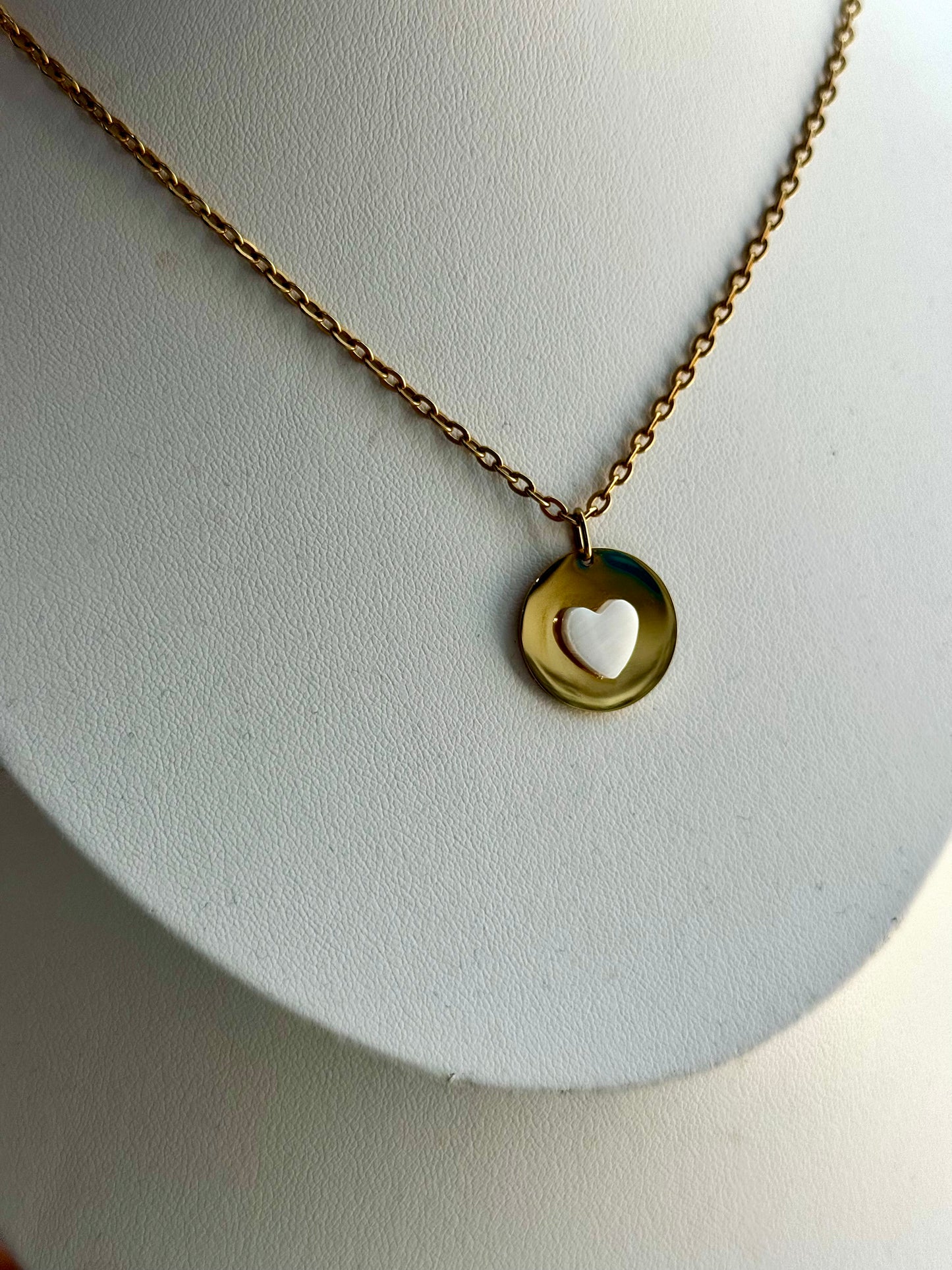 White Heart Glow  Necklace