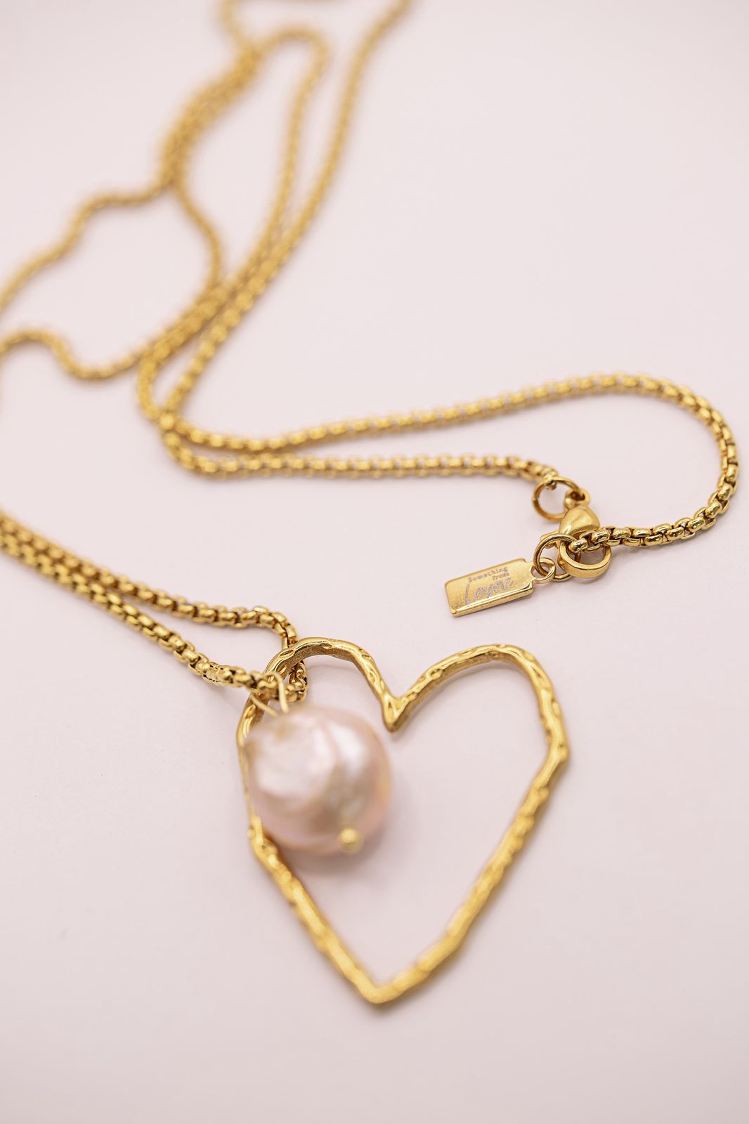 Heart Glow Necklace